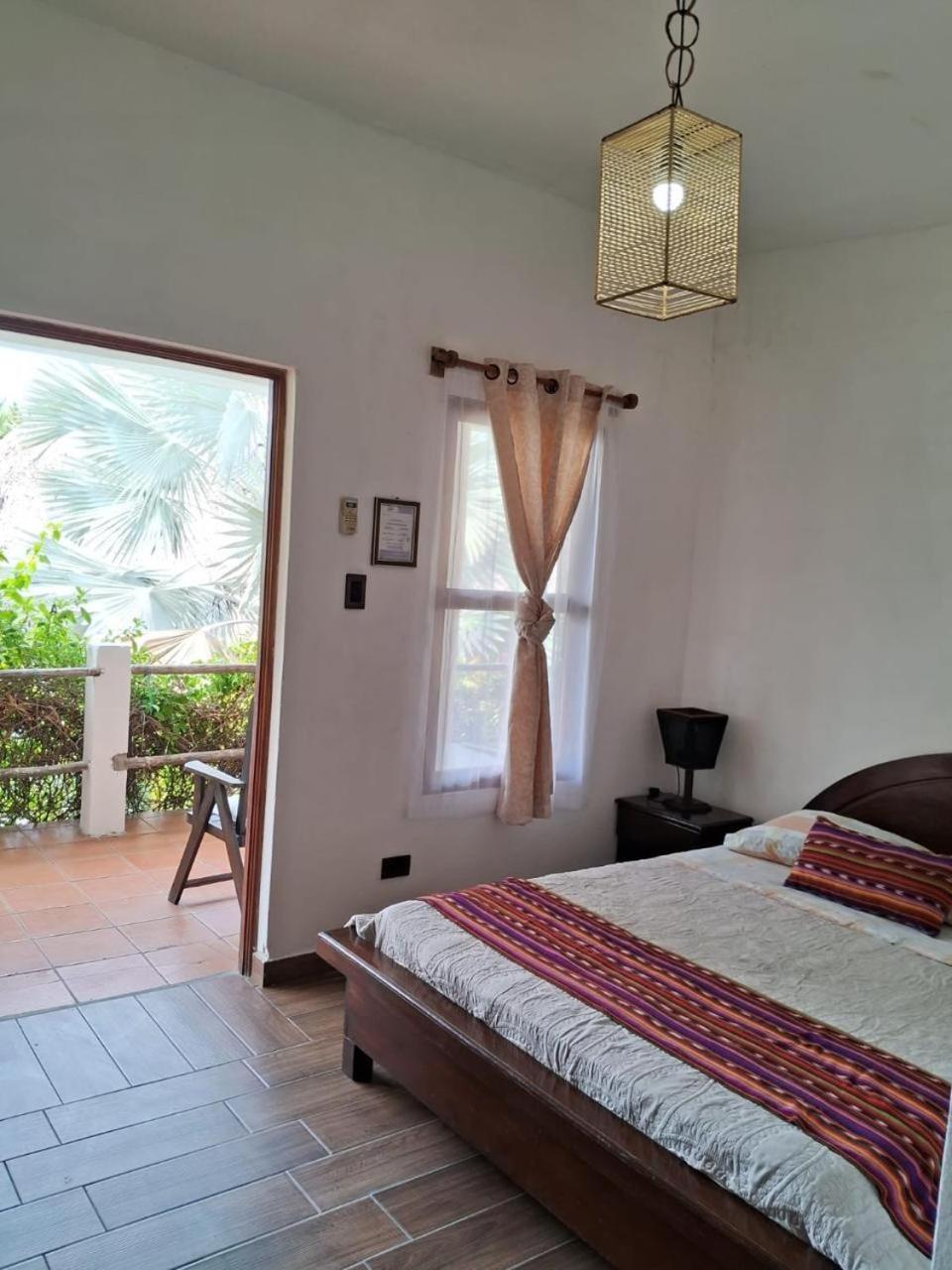 Hotel Atelie del Mar Monterrico Buitenkant foto
